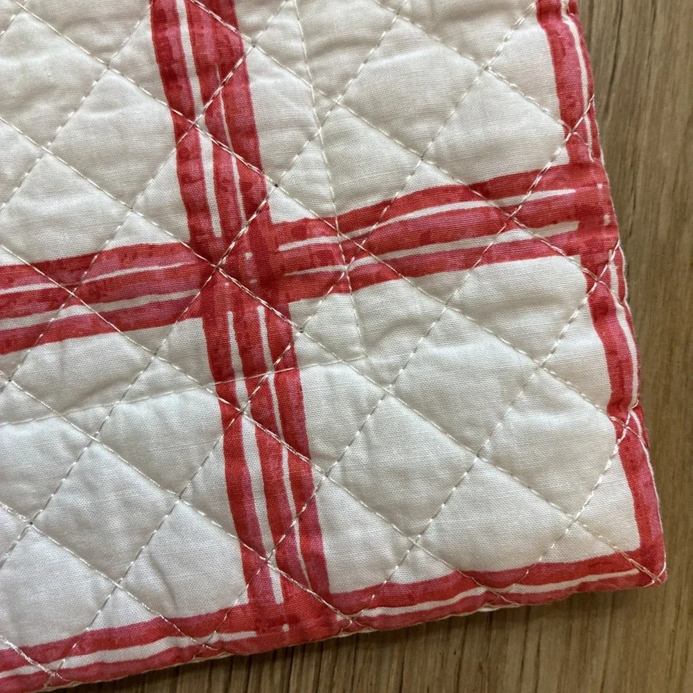Nina Campell Home Pair Euro Pillow Shams 28x28 Red / White Check Quilted